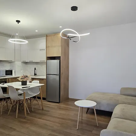 Διαμέρισμα Luxury 2Bd Apartment Near Delijorgji *
