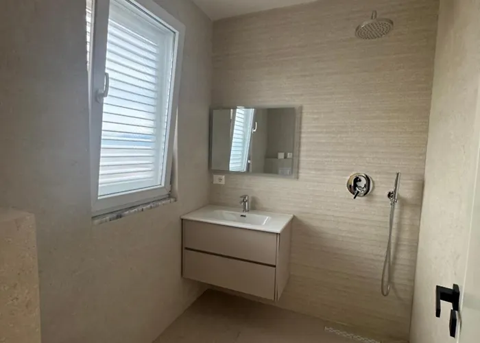 Prayla Luxury 2bd At Delijorgji Appartamento