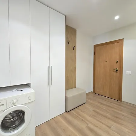 Apartment Prayla Luxury 2bd At Delijorgji *