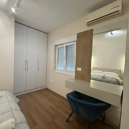 公寓 Luxury 2bd Near Delijorgji *