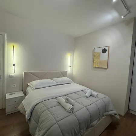 Prayla Luxury 2bd At Delijorgji 公寓 地拉那