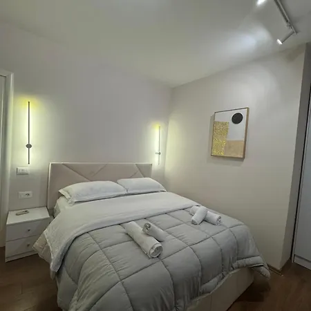 Prayla Luxury 2bd At Delijorgji 公寓 *