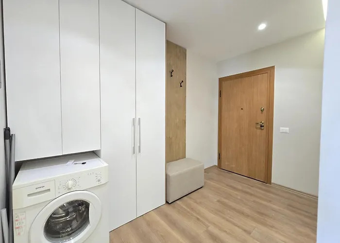 Apartment Prayla Luxury 2bd At Delijorgji *