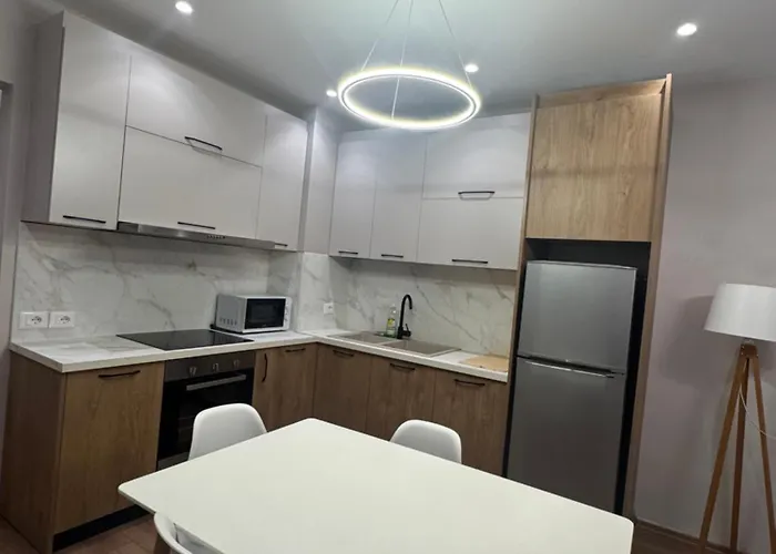 Prayla Luxury 2bd At Delijorgji Apartment *