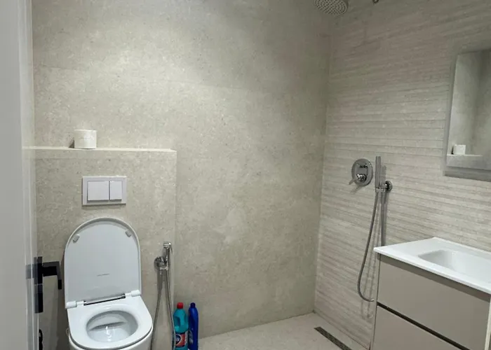 Prayla Luxury 2bd At Delijorgji Apartment *