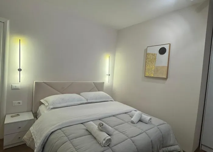 Prayla Luxury 2bd At Delijorgji Apartment *