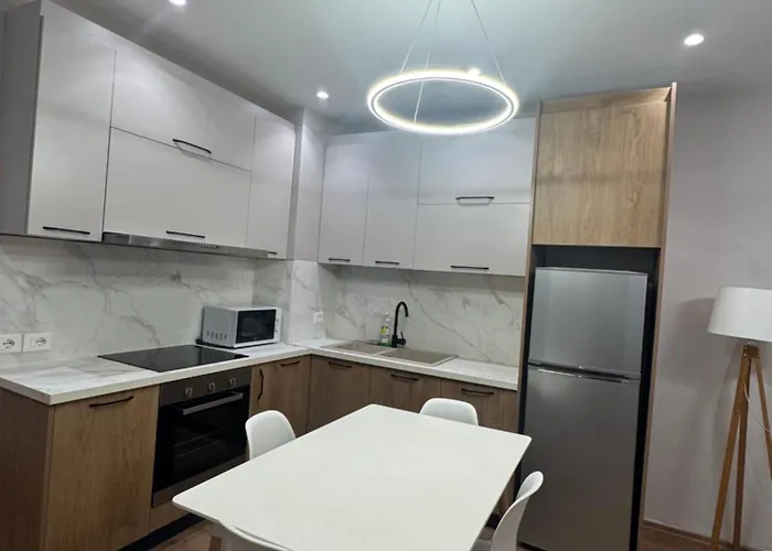 Prayla Luxury 2bd At Delijorgji Apartment